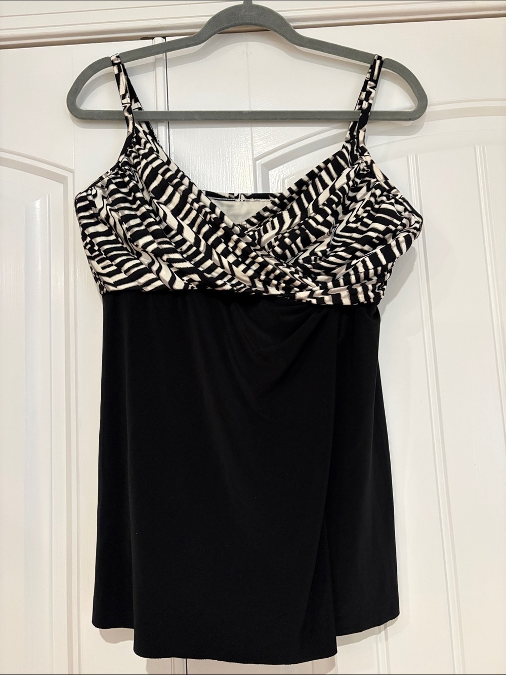 Miraclesuit Black Tankini Top with Black & White Patterned Bust
